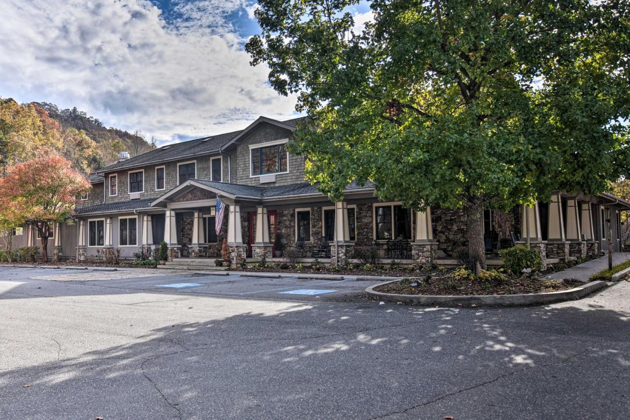 Cozy Cabin With Hot Tub And Smoky Mountain Views! Villa Bryson City Exterior foto