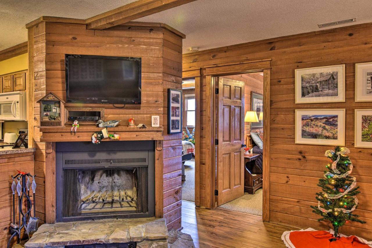 Cozy Cabin With Hot Tub And Smoky Mountain Views! Villa Bryson City Exterior foto